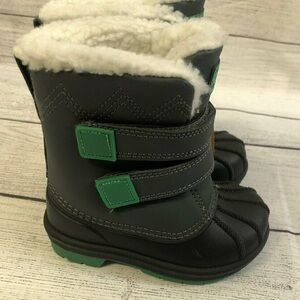 Cat & Jack Size 6 Nwt Winter Snow Boots